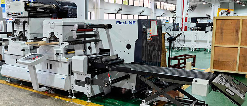  Линия отделки этикетки FlatLINE-370 установлена компанией «Полиграфические машины в Краснодарском крае  